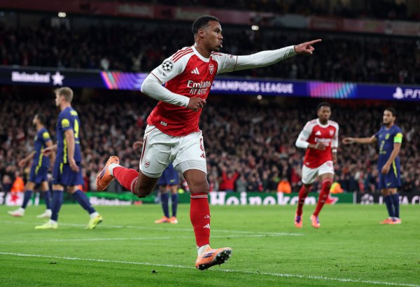 牛道配资 13分钟4球! 阿森纳4-0马竞 欧冠开局3连胜0失球 7600万欧新援双响